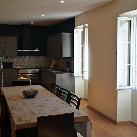 Holiday home Chateau Cantelaube *